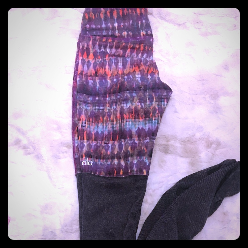 Alo leggings. Size small.